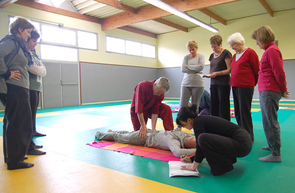 Shiatsu 03-2015_01